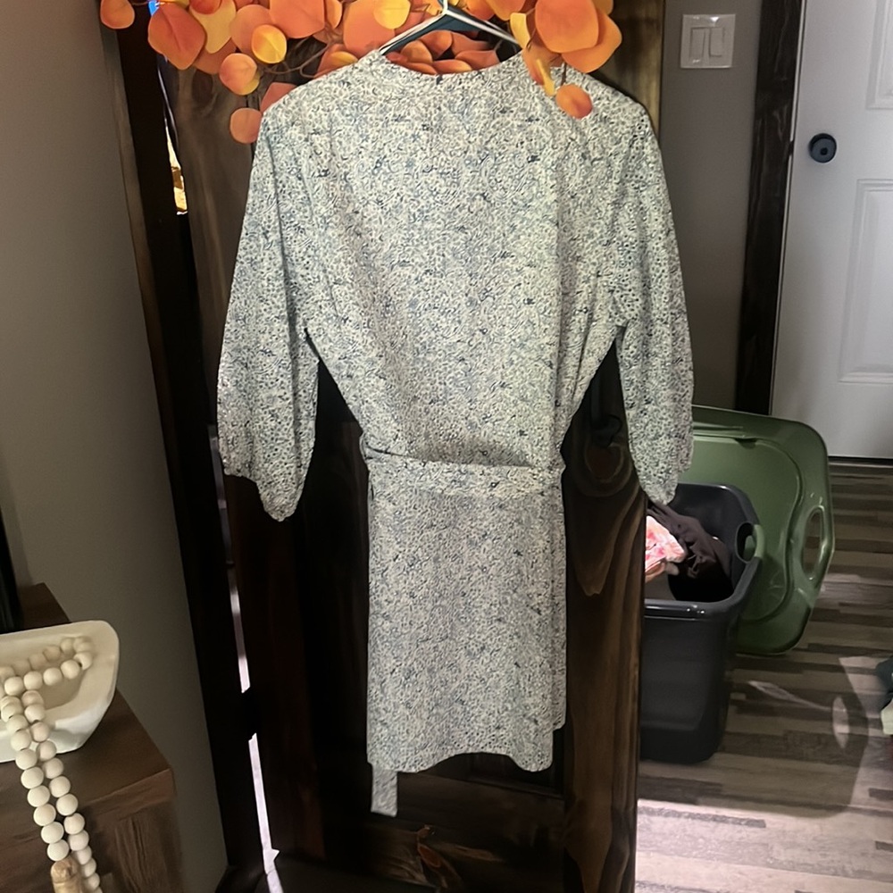 Zara dress - Picture 3 of 3
